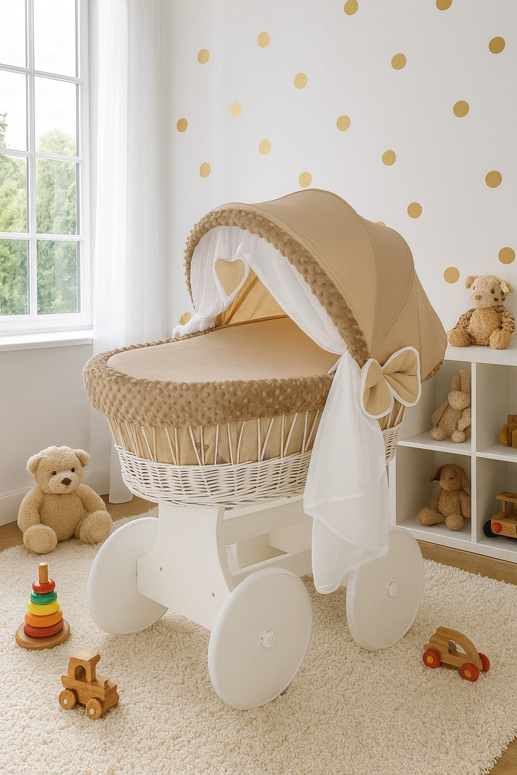 White Wicker Wheels Crib/Baby Moses Basket + Complete Bedding Beige/Dimple
