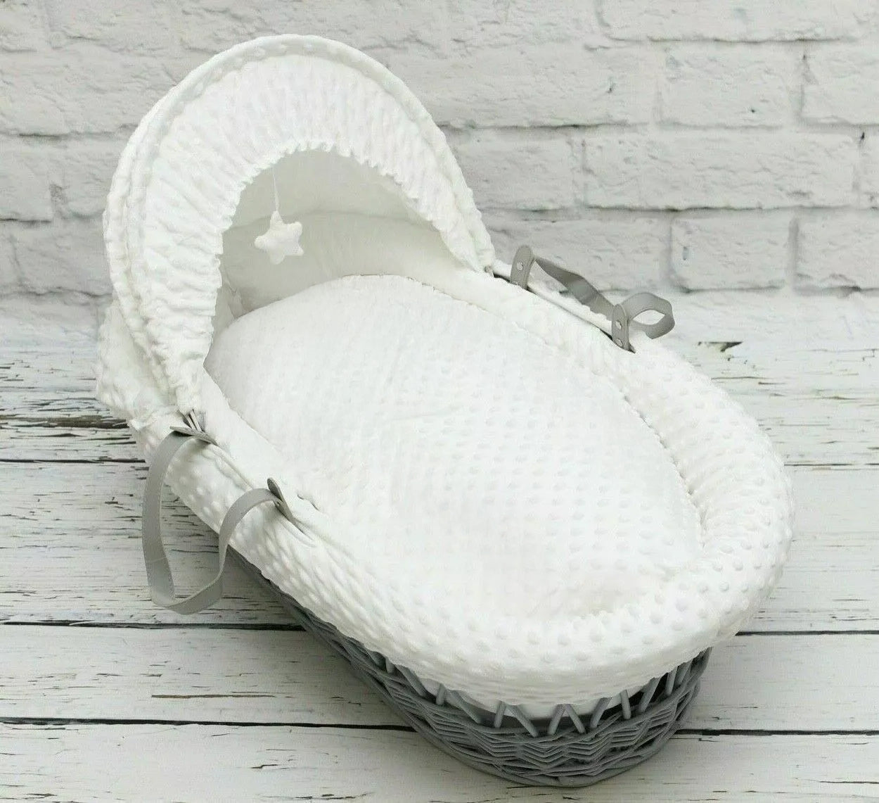 Luxury Moses Basket Padded Grey Wicker Baby Full Set - White Dimple