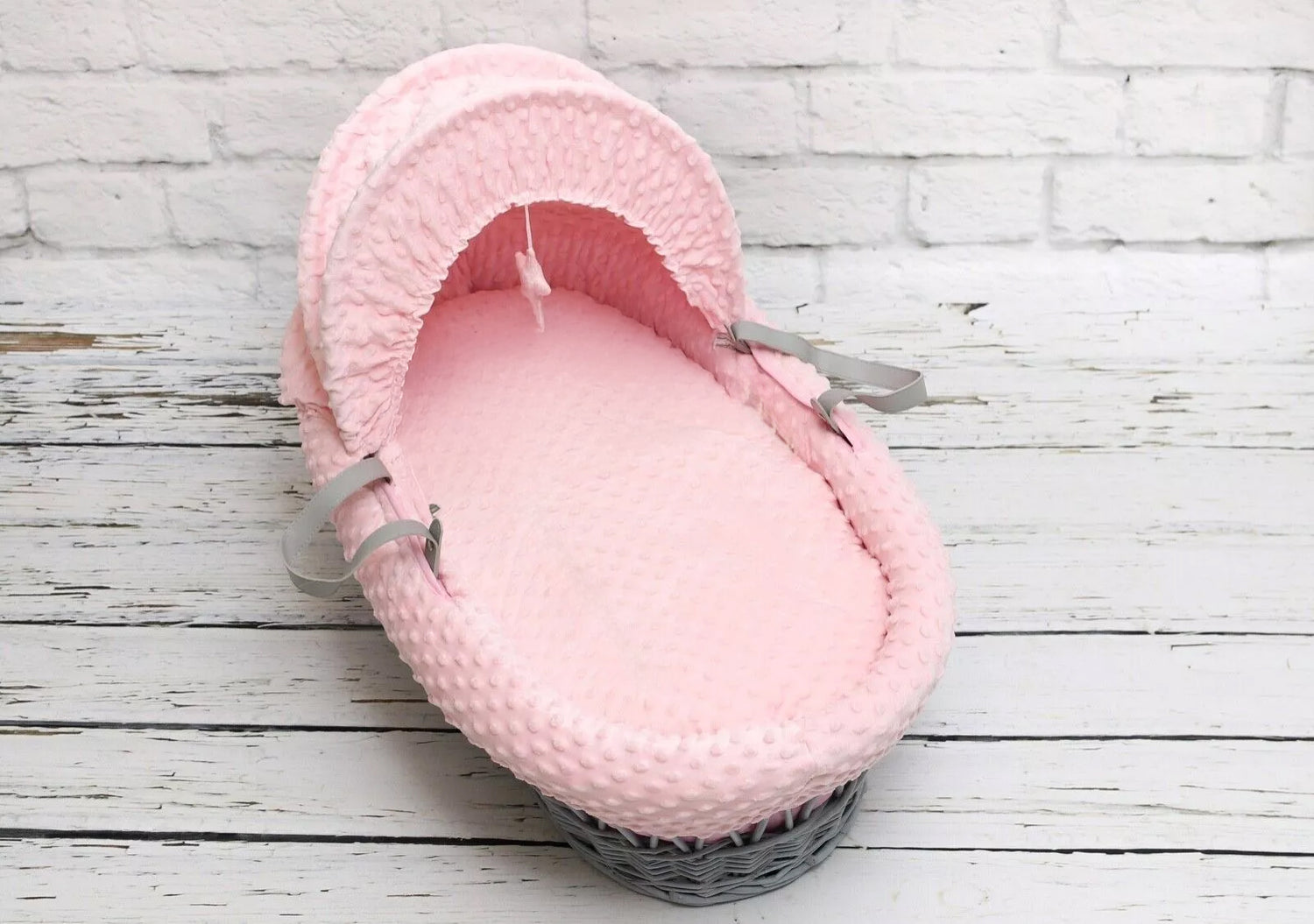 Luxury Moses Basket Padded Grey Wicker Baby Full Set - Pink Dimple
