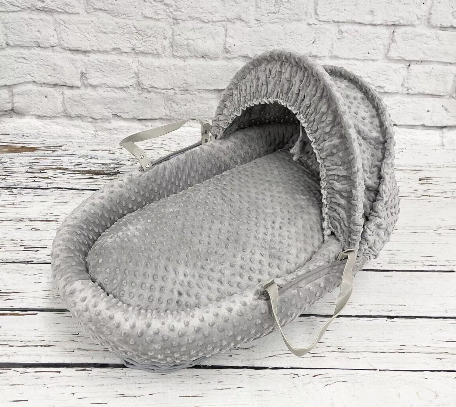 Luxury Moses Basket Padded Grey Wicker Baby Full Set - Grey Dimple
