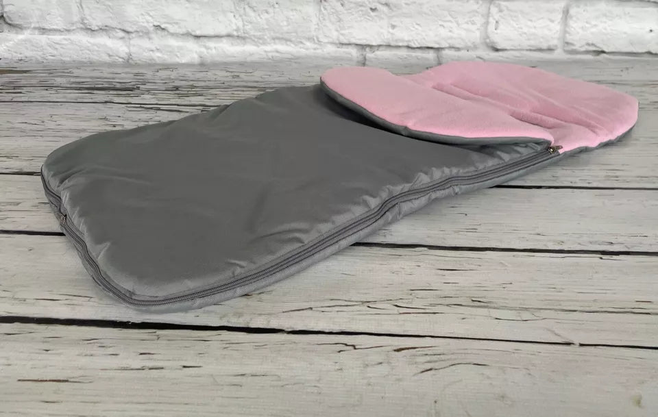 Universal Footmuff Grey/ Pink