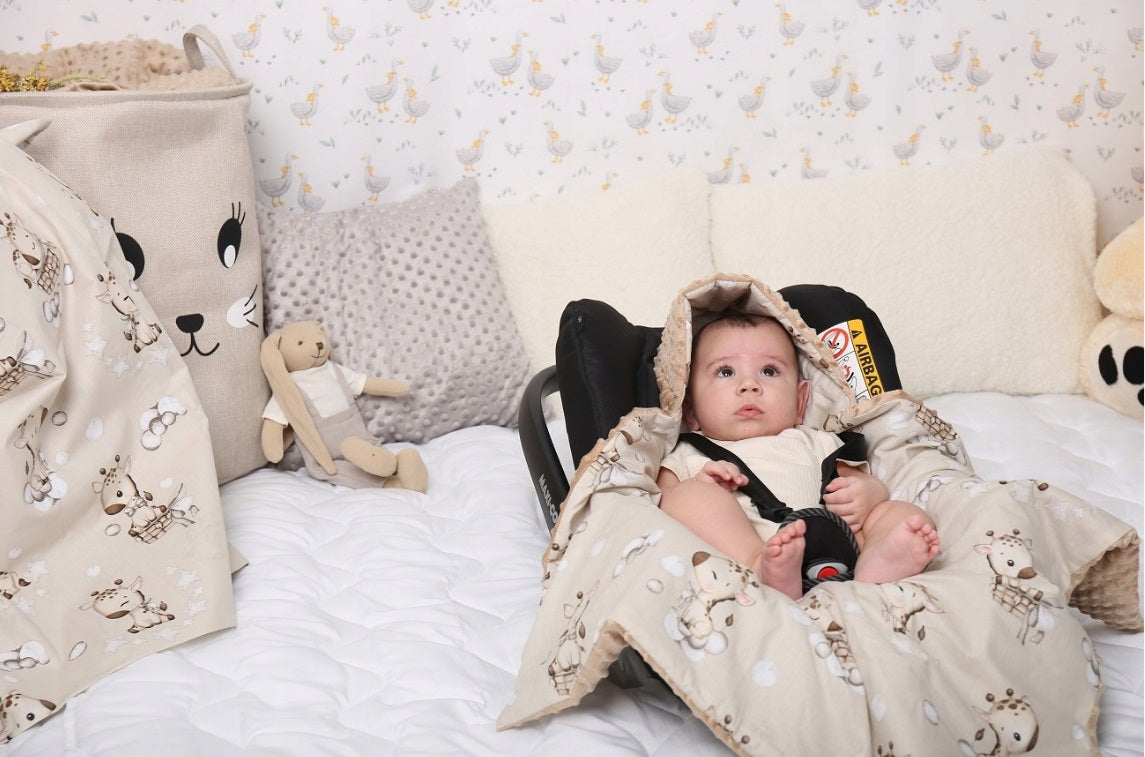 Baby Car Seat Hooded Blanket Double-sided Snuggle Swaddle Wrap Beige / Giraffe