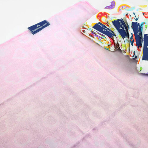 Bamboo nappy cloth Printed Soft To Touch Diaper Bibs Reusable 30x30cm Hearts Pink