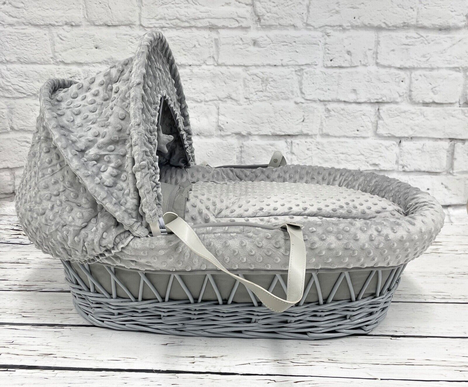 Luxury Moses Basket Padded Grey Wicker Baby Full Set - Grey Dimple