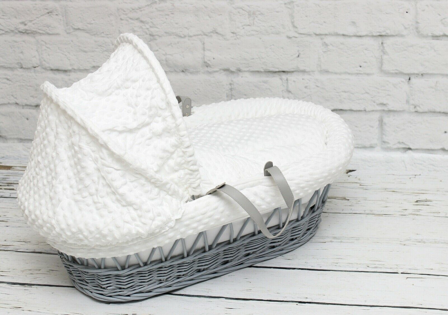 Luxury Moses Basket Padded Grey Wicker Baby Full Set - White Dimple