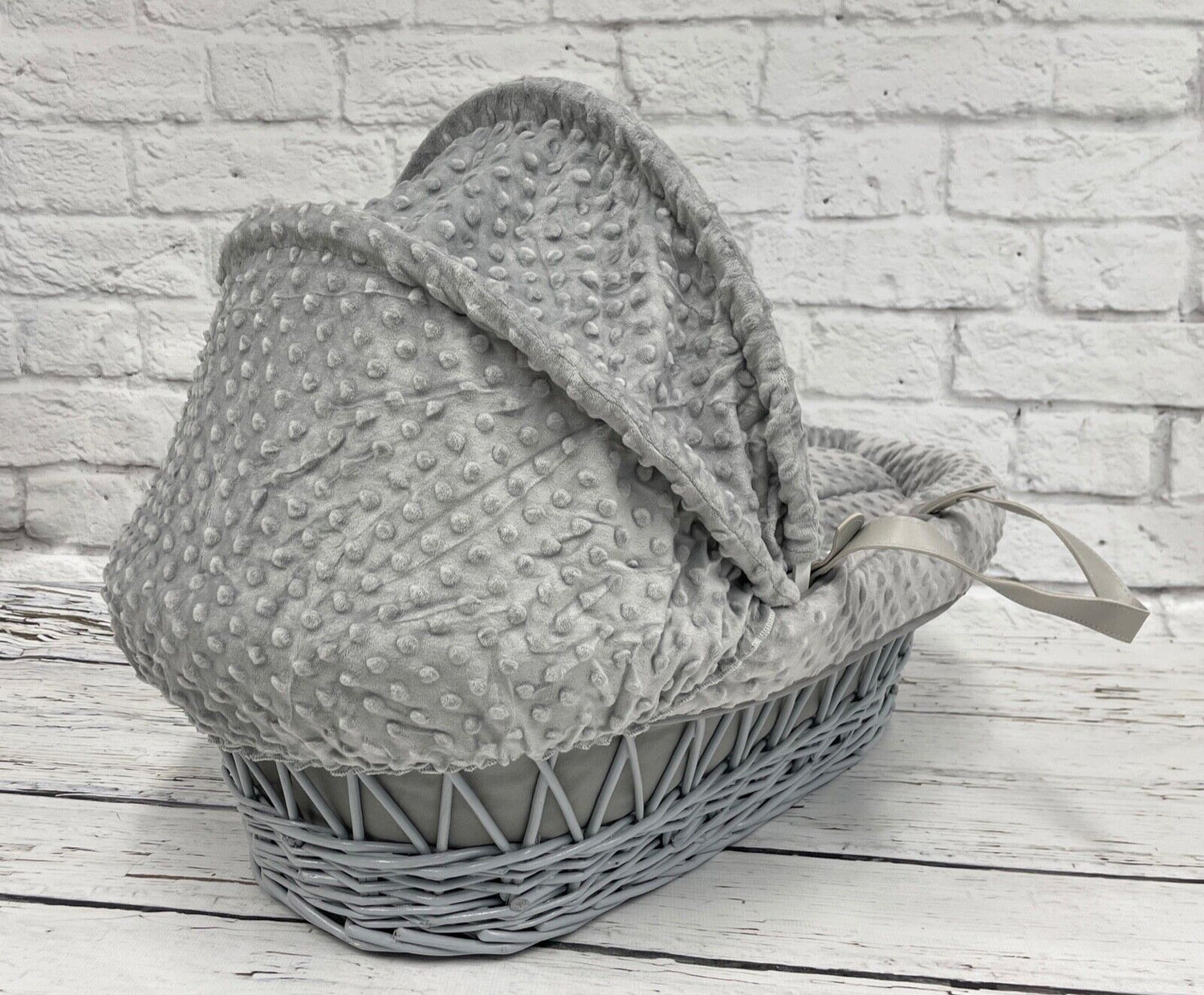 Luxury Moses Basket Padded Grey Wicker Baby Full Set - Grey Dimple