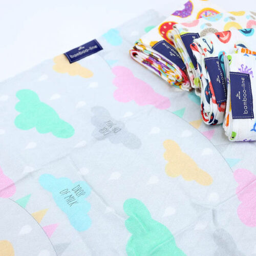 Bamboo nappy cloth Printed Soft To Touch Diaper Bibs Reusable 30x30cm Clouds Pink