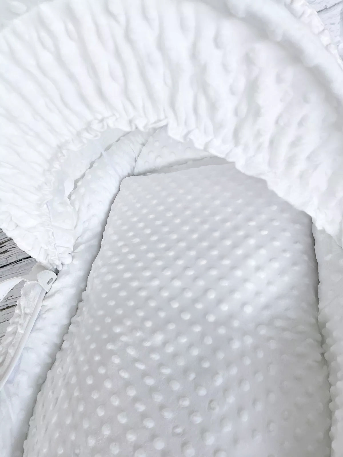 Luxury Moses Basket Padded White Wicker Baby Full Set - White