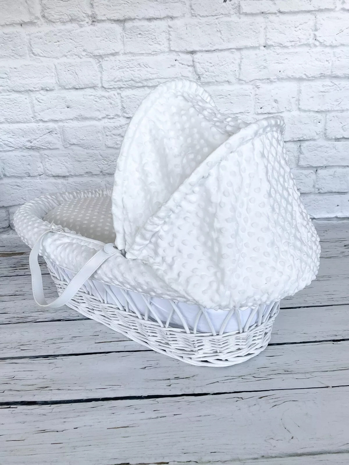 Luxury Moses Basket Padded White Wicker Baby Full Set - White
