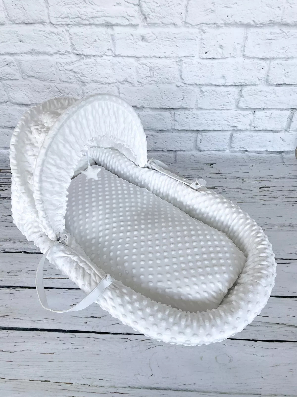 Luxury Moses Basket Padded White Wicker Baby Full Set - White