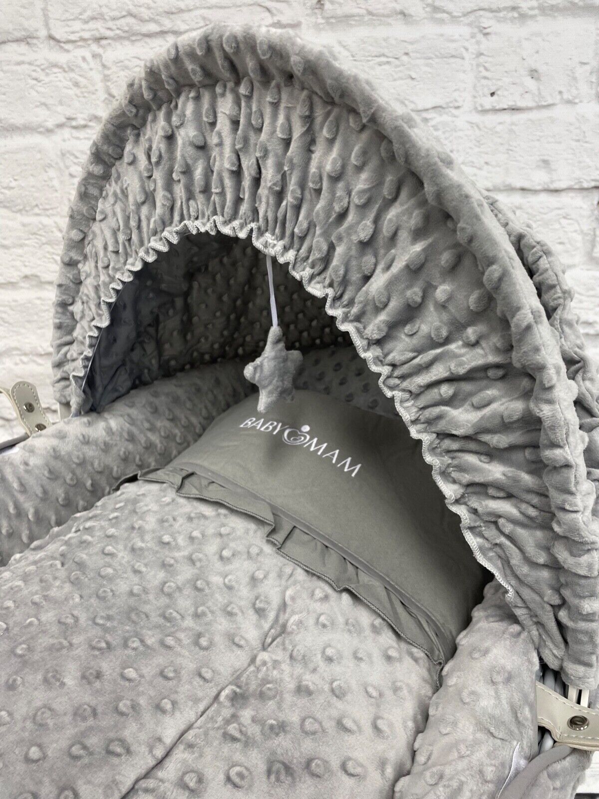 Luxury Moses Basket Padded Grey Wicker Baby Full Set - Grey Dimple