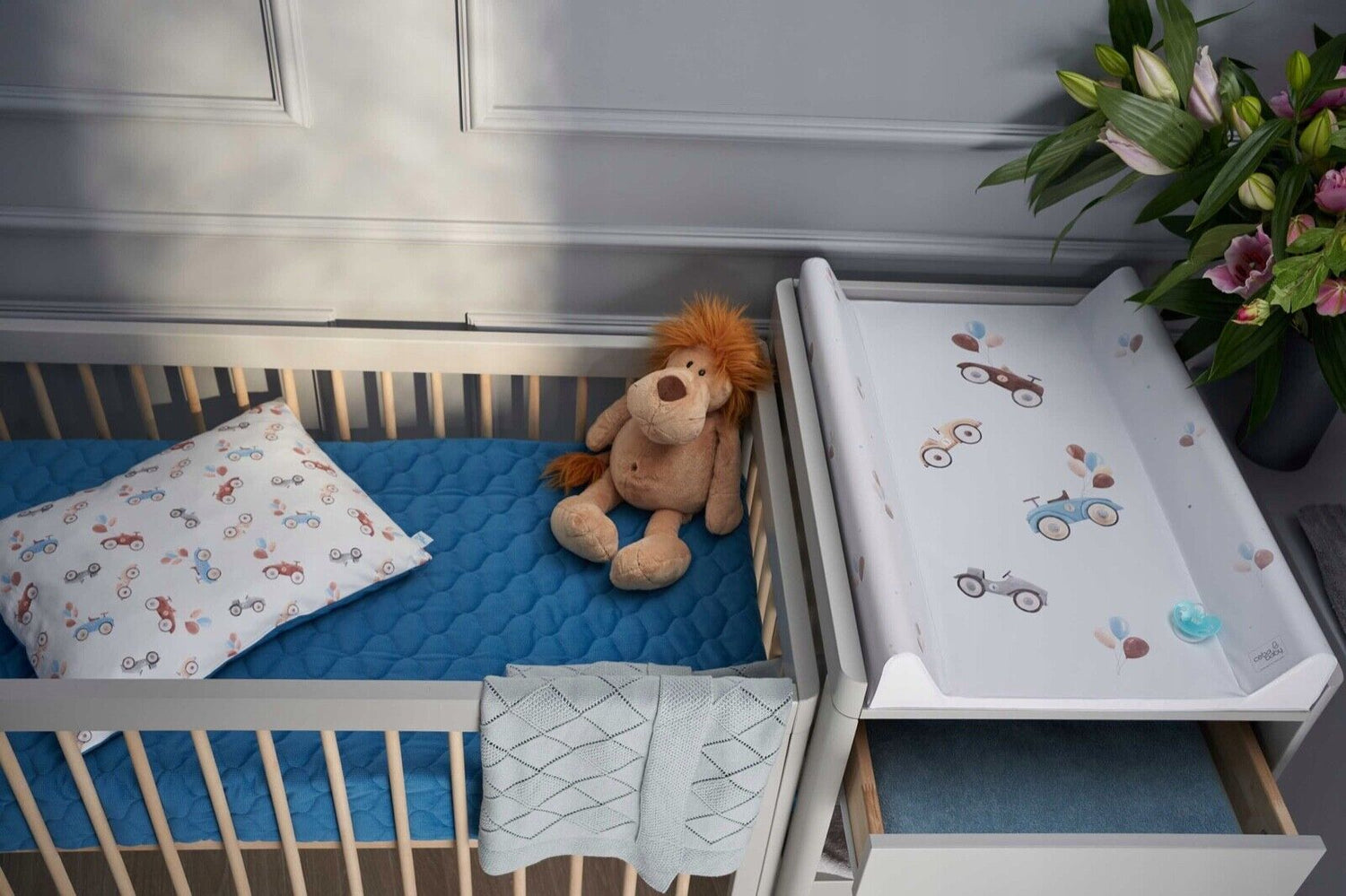 Baby Changing mat Hard Base Nursery Padded 70x50cm Fit Cot Retro Cars