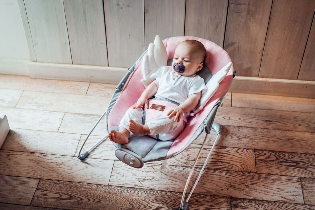 Baby Bouncer MOMI TULI Rocking Chair with music and vibration Pink Wings