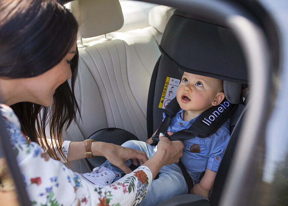 LIONELO BASTIAAN RWF Car seat Black BABY CHILD TODDLER CAR SEAT